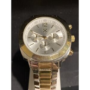 Charming Charlie Analog Wristwatch Gold Tone Ladies Watch New Battery!